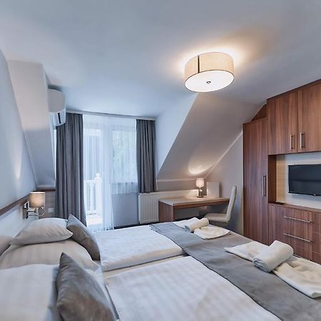 Tokajer Wellness Panzio Hotel Keszthely Ngoại thất bức ảnh